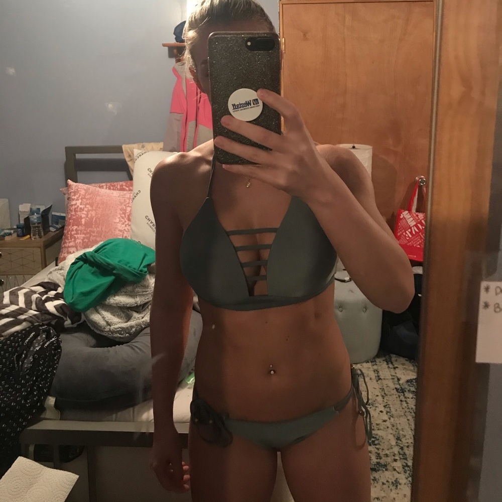 Olive green bikini. New!